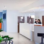 Express - Est By Ihg 툴롱