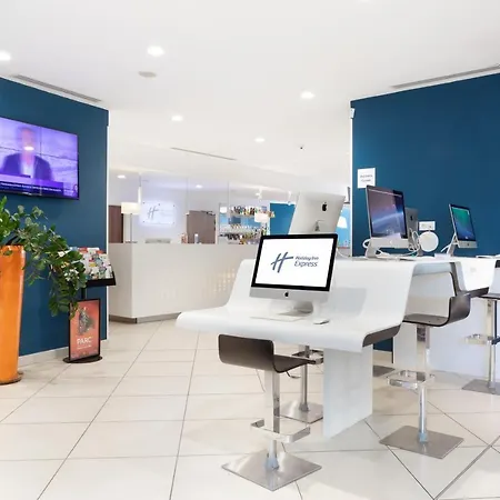 Express - Est By Ihg