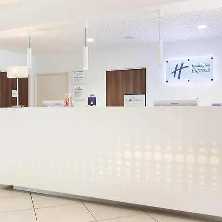 Express - Est By Ihg Hotell Toulon