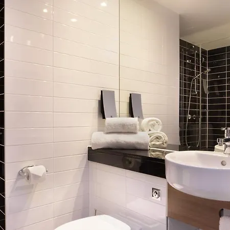 Hotel Express - Est By Ihg 3*