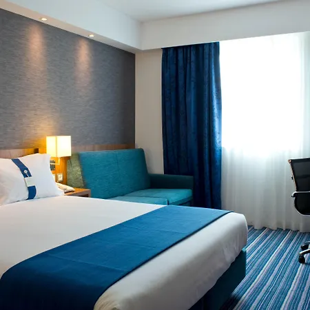 Express - Est By Ihg Hotell 3*