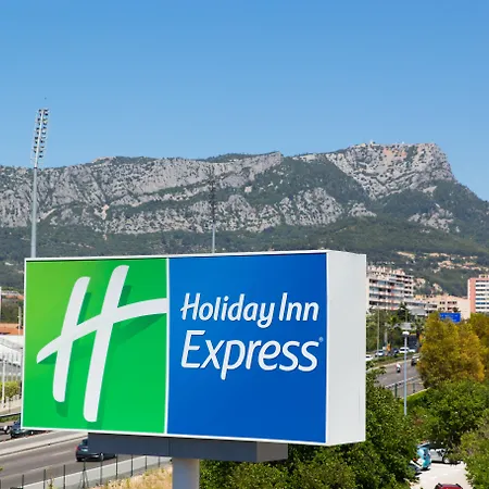 Express - Est By Ihg Hotell 3*