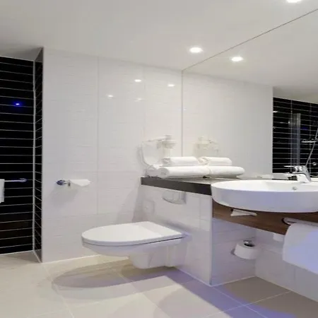 Express - Est By Ihg 3* Toulon