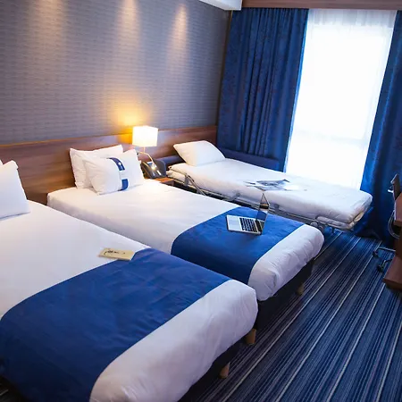 Express - Est By Ihg Hotel Tulon