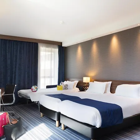 Express - Est By Ihg 툴롱