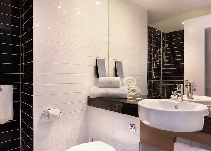 Hotel Express - Est By Ihg 3*